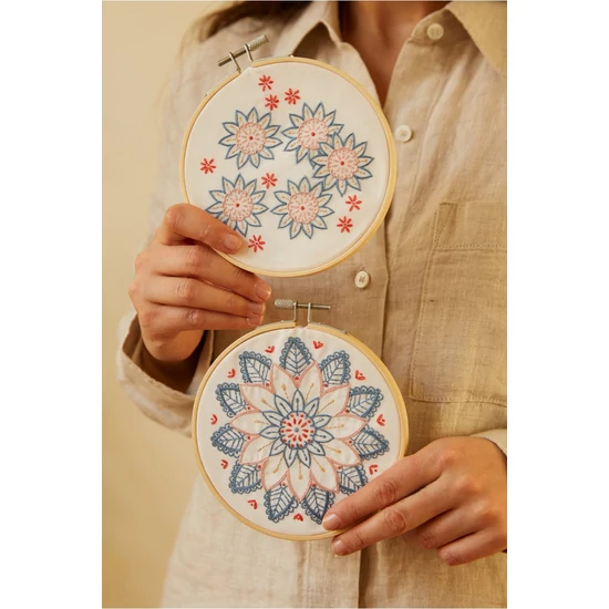 DMC Mindful Making hímzőkészlet Duo - Mindful mandala