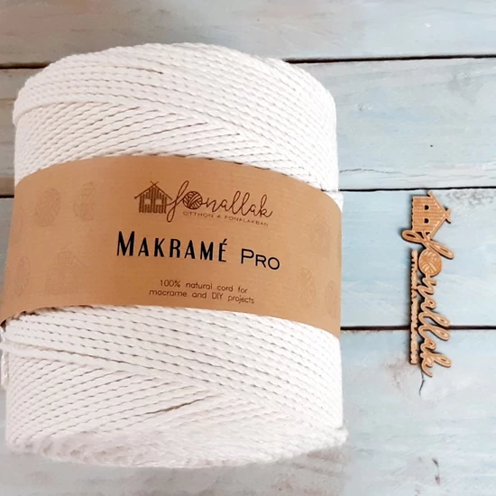 Macrame Pro makraméfonal - 3 mm 3 ply 410 m  - natúr