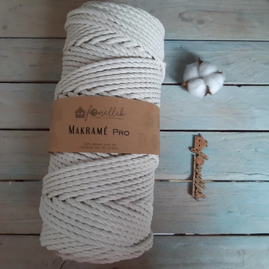 Macrame Pro makraméfonal - 6 mm 3 ply 140 m - natúr