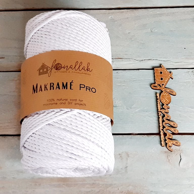 Macrame Pro makraméfonal - 3 mm 3 ply 140 m  - fehér