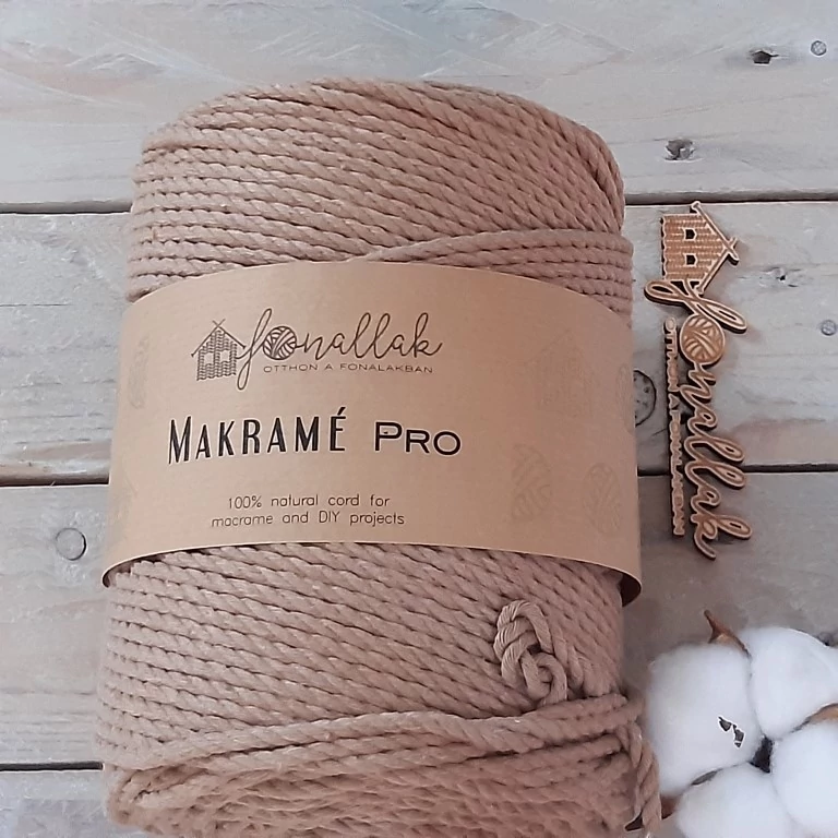 Macrame Pro makraméfonal - 4 mm 3 ply 175 m - capuccino