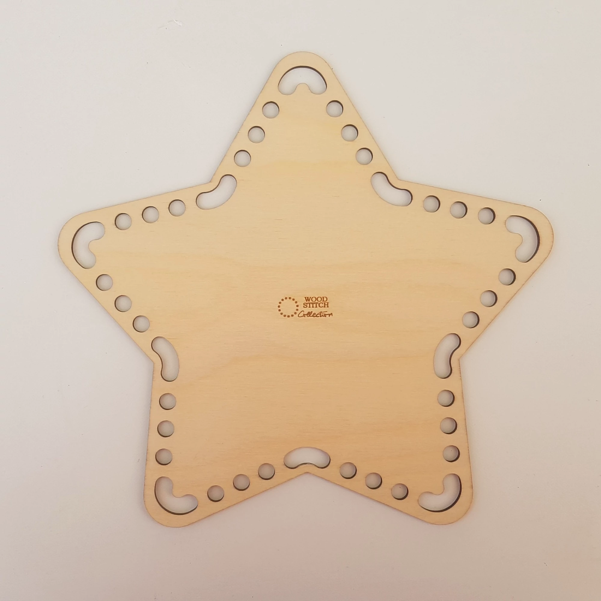 Horgolható fa alap - KARÁCSONY - Csillag 22 cm